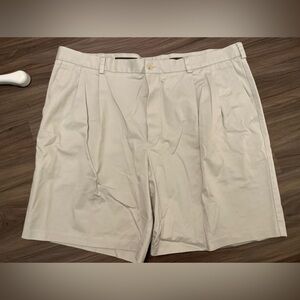 Nordstrom Tan Flat Front Shorts for Smart Casual Occasions wrinkle free size 42W